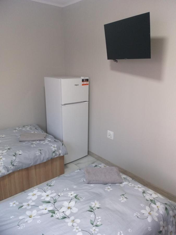 Czerwony Szafir Grodzisk Hostel Гродзиск Мазовецки Екстериор снимка