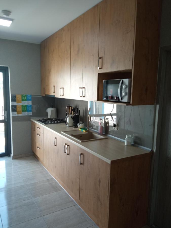 Czerwony Szafir Grodzisk Hostel Гродзиск Мазовецки Екстериор снимка